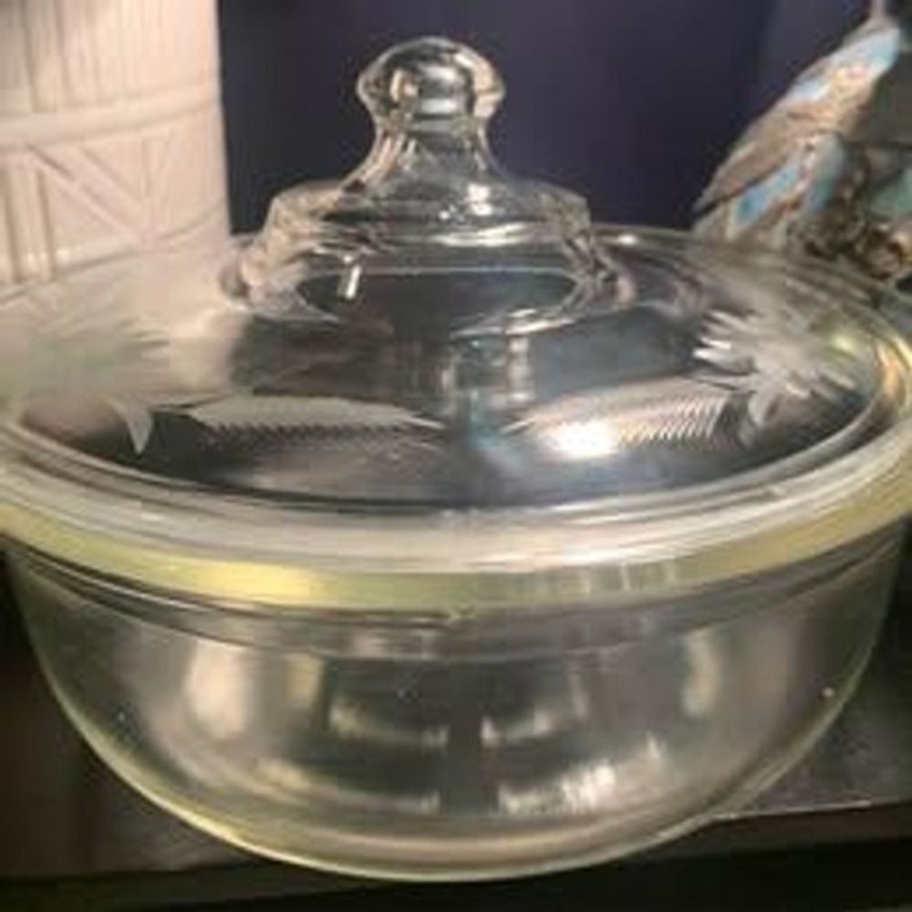 Vintage Glassbake Etched Glass Casserole‎ Dish 1 qt.